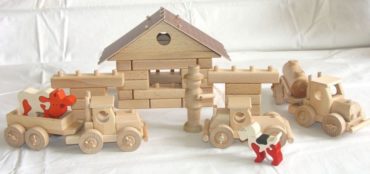 Benzinka, čerpacie stanice - didaktická drevená hračka stavebnica