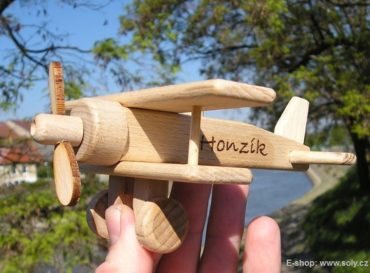 Malé lietadlo, drevené letadlo - dvojplošník | drevená hračka