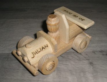 Bugi - drevené závodné autíčko | drevené hračky