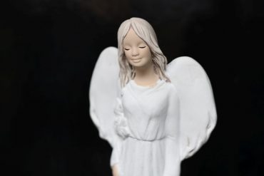 Anjelik bílý darček pre babku