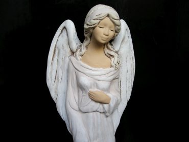 Sadrový biely anjel, soška, darček pre ženu