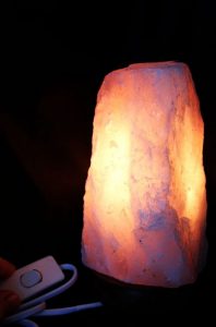 Lampa elektrický. svietnik ruženín minerál