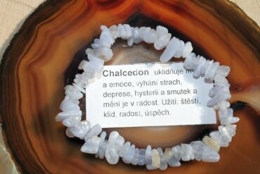 Náramok chalcedon minerál kryštáľ